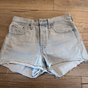 Levi’s shorts